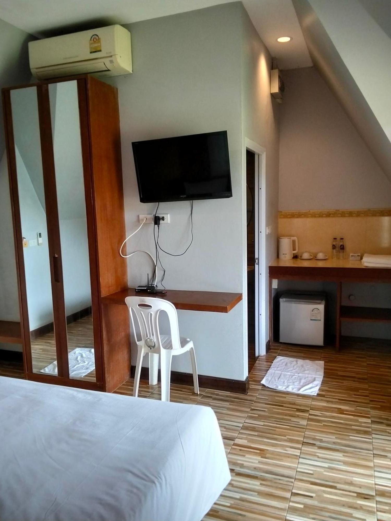 Mountain View Vila Phuket